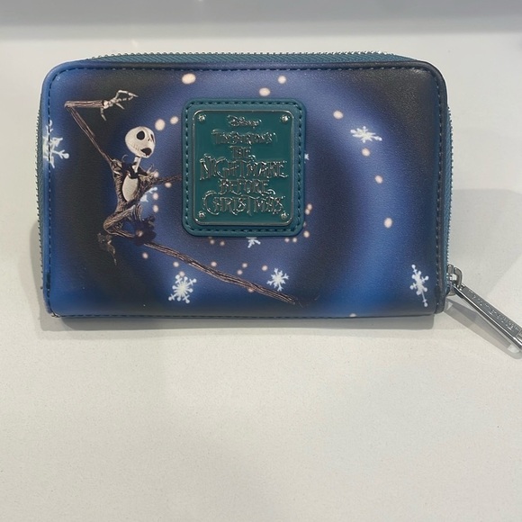 Loungefly Disney “Night Before Christmas” Wallet—Beautiful!! Like New Condition! - Picture 1 of 11